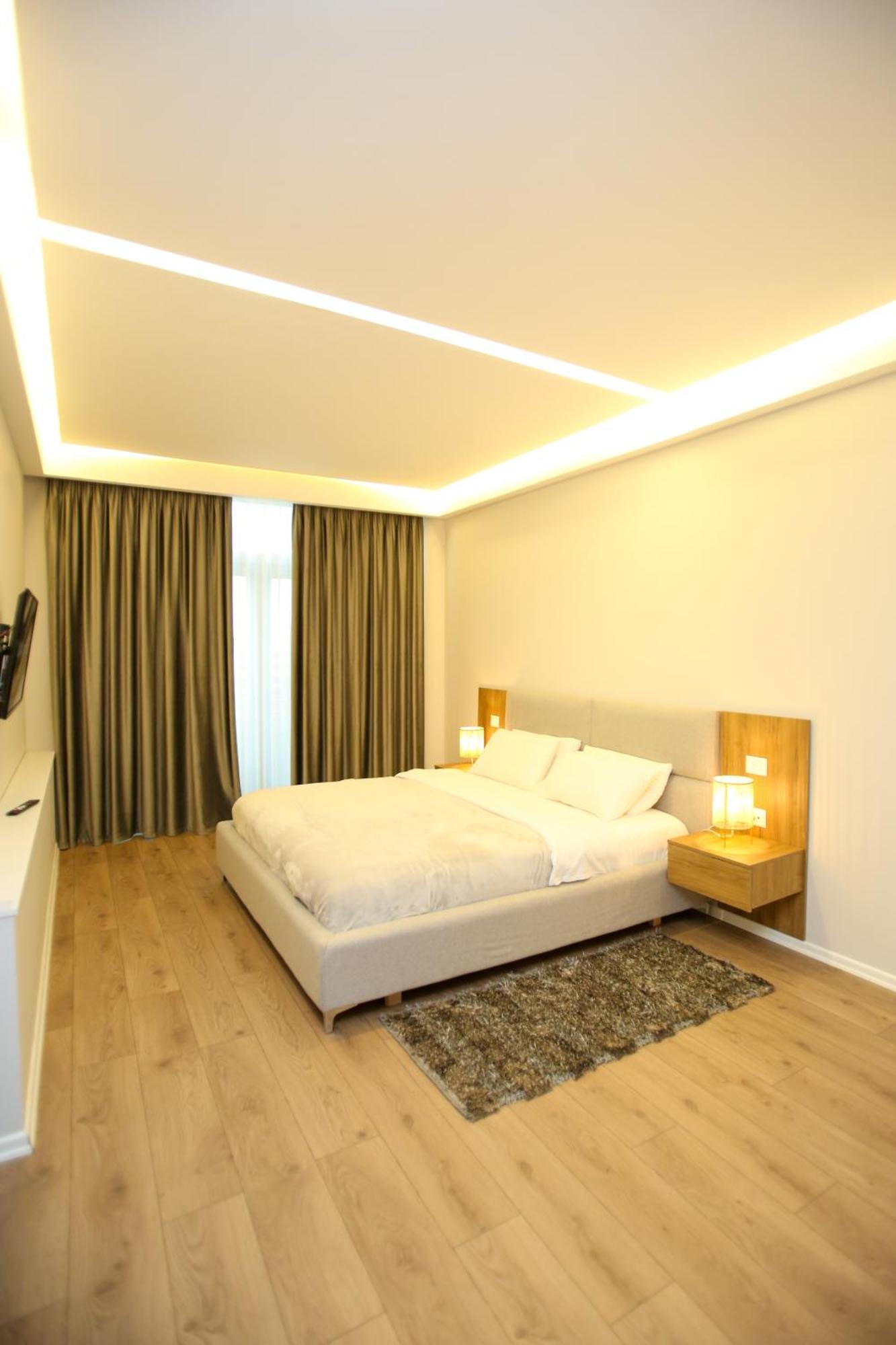 Hotel Vlora International Bagian luar foto
